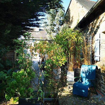 Chambre Arty Chez L'Habitant Saint-Brieuc Exterior photo